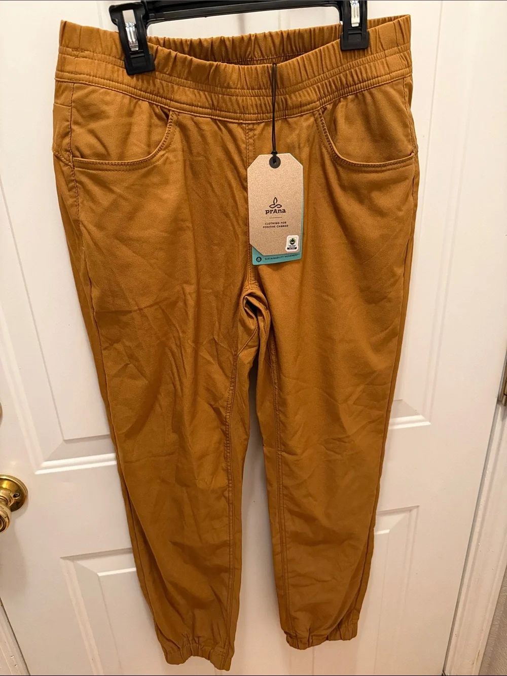 Prana Women’s Halle E-Waist JoggersII in Antique Brown - Picture 1 of 5